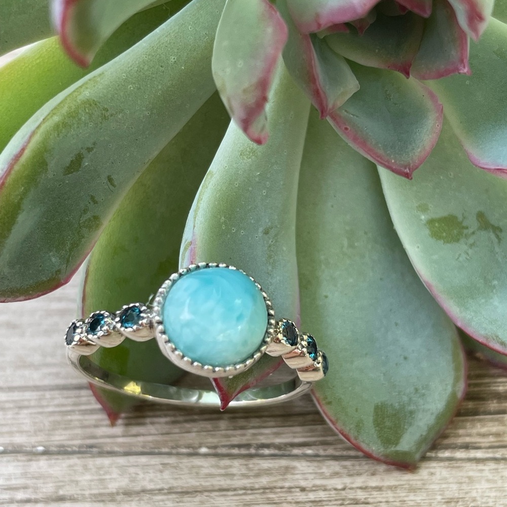 Larimer and London Blue Topaz sterling silver ring. Size 8.5